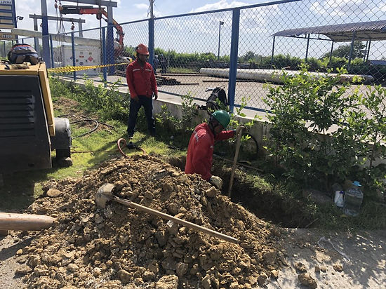 feee2d_052d0360d63948b5a6044eb4007a0543_mv2