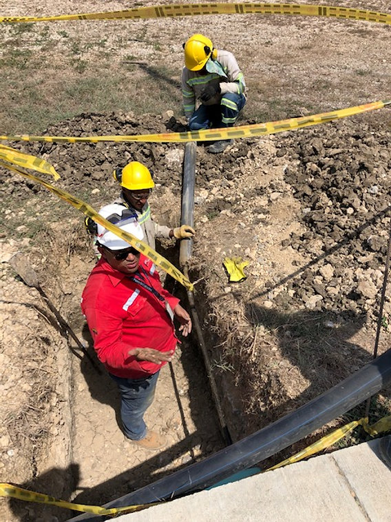 feee2d_1e0f6300553b478a9c280bf20be50931_mv2