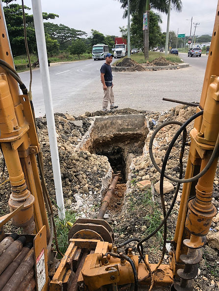 feee2d_330af7df241b40be935c175a8cd56356_mv2