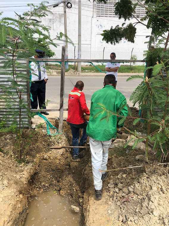 feee2d_4652738509d644618935eeb9d0806f9e_mv2