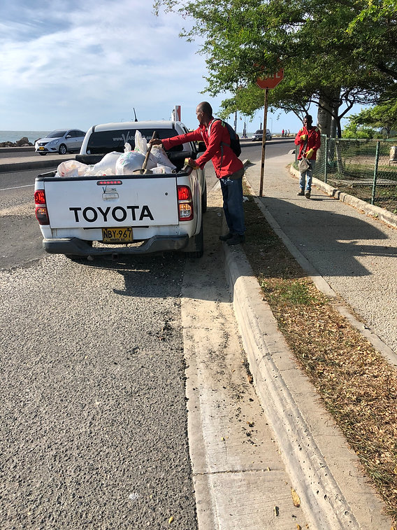 feee2d_6409157ff50746688668f1ea6b9685f2_mv2