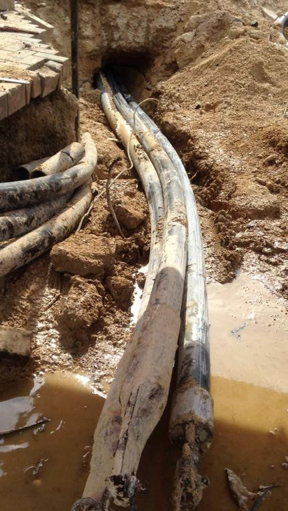 feee2d_6593610f5af74c81b0dc86a3ecdf81d2_mv2