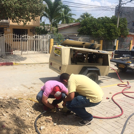 feee2d_b47ffd027f96483ea0d96ccad58f37f0_mv2