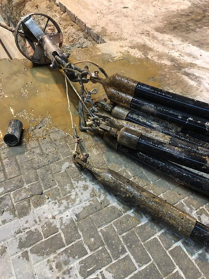 feee2d_e6c58bf4baa541858b68de949c086f34_mv2